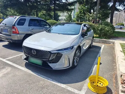 Mazda EZ-6