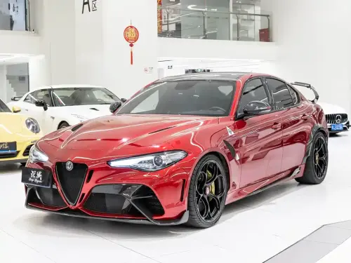 Alfa Romeo Giulia