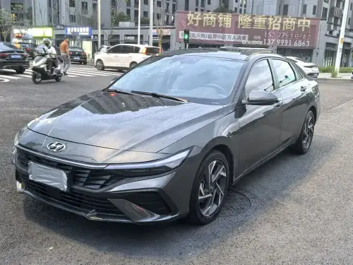 Hyundai Elantra