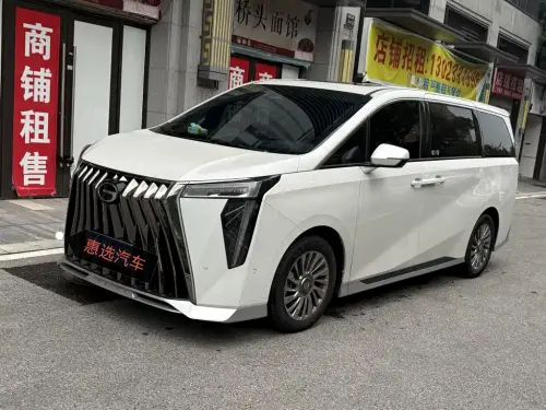 GAC M8