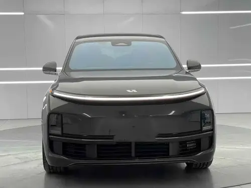 Li Auto L8
