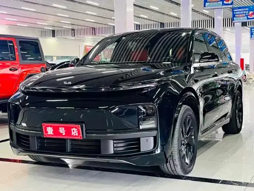 Li Auto L8