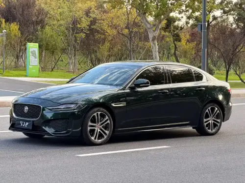 Jaguar XE
