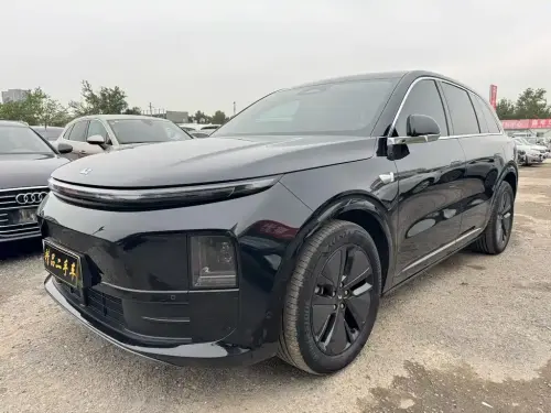 Li Auto L6