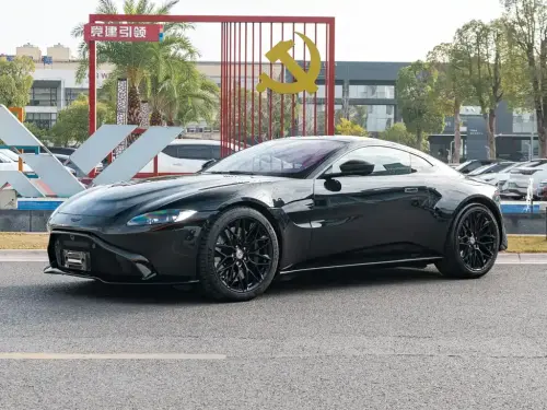 Aston Martin Vantage