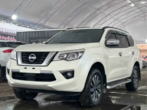 Nissan Terra