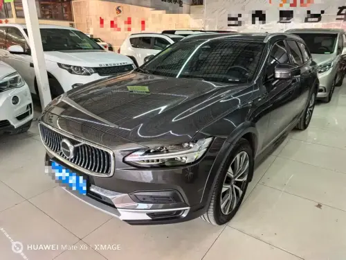 Volvo V90