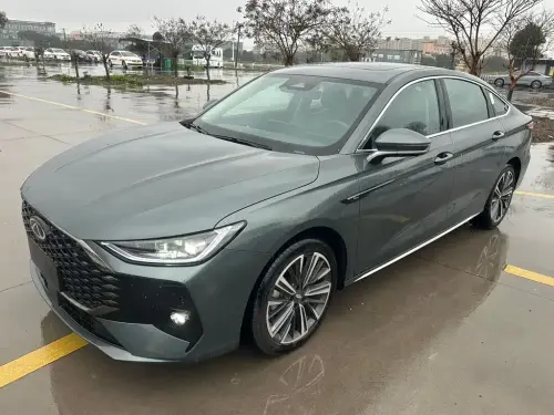 Chery Arrizo 8