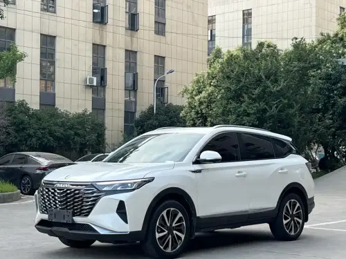 Dongfeng AX7