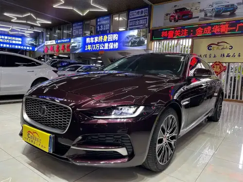 Jaguar XE