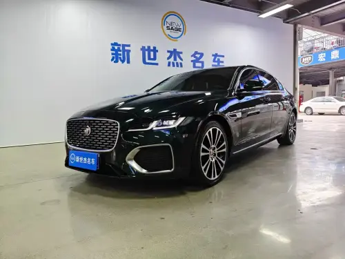 Jaguar XF