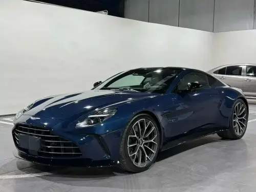 Aston Martin Vantage