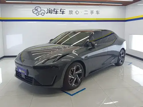 Lynk & Co 07