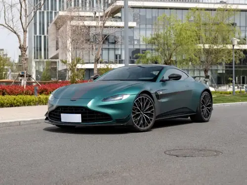 Aston Martin Vantage