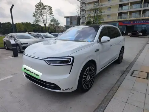 AITO M7