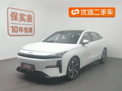 Geely L6