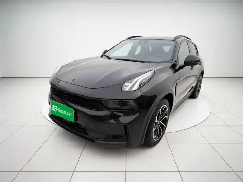 Lynk & Co 01