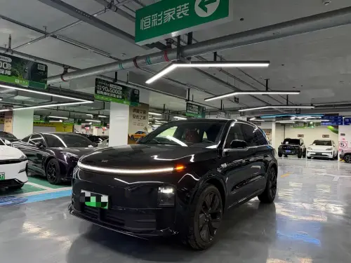 Li Auto L6