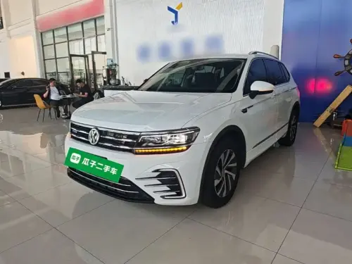 Volkswagen Tiguan L PHEV