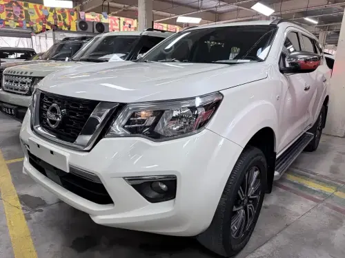 Nissan Terra