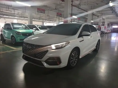 Chery Arrizo 5