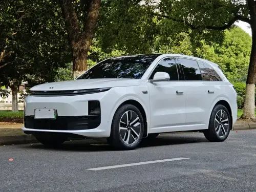 Li Auto L6