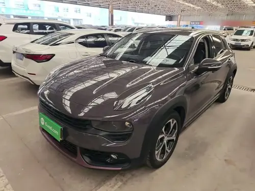 Lynk & Co 02