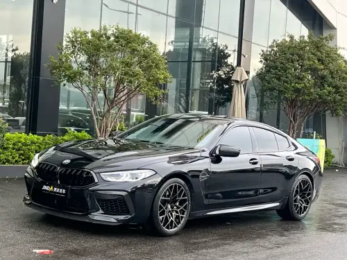 BMW M8