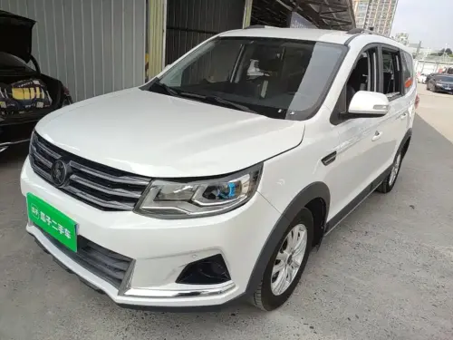 Dongfeng SX6