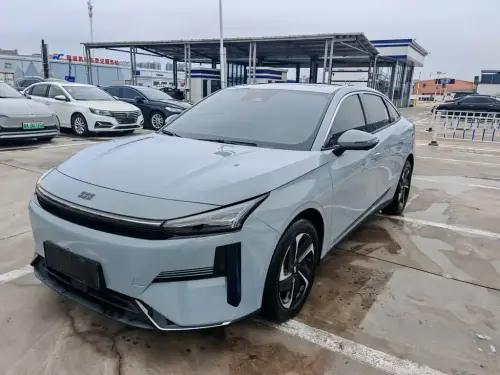 Geely L6