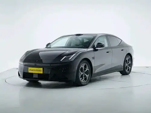 Lynk & Co 10