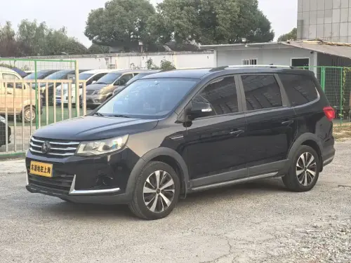 Dongfeng SX6