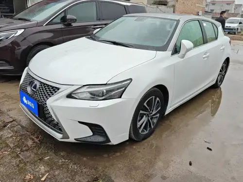 Lexus CT
